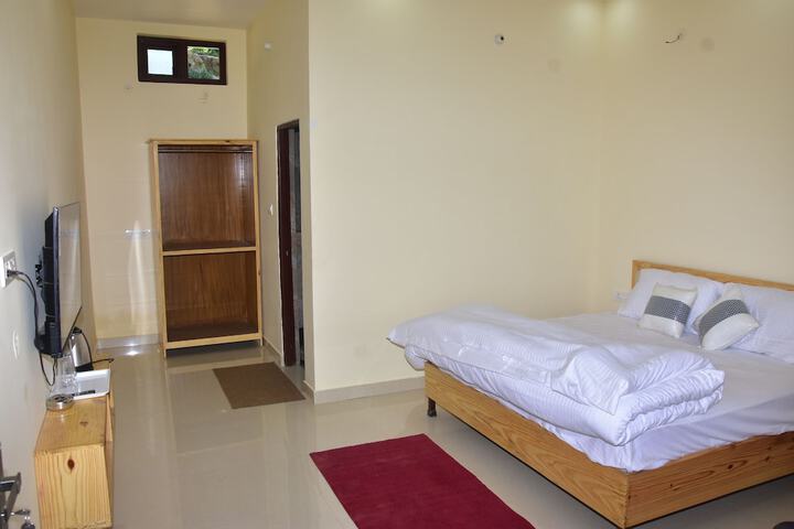 Room 2 of 12