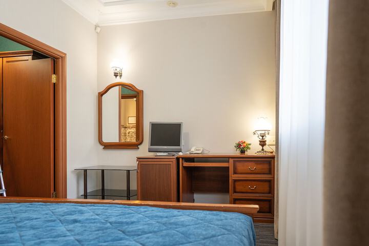 Room 25 of 70
