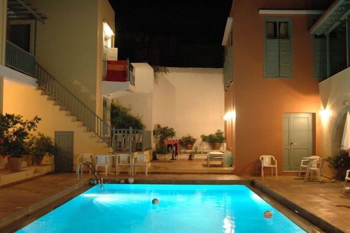 Pool 22 of 39