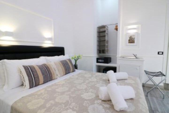 Room 15 of 82