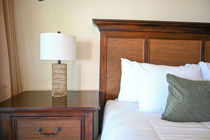 Room 10 of 91