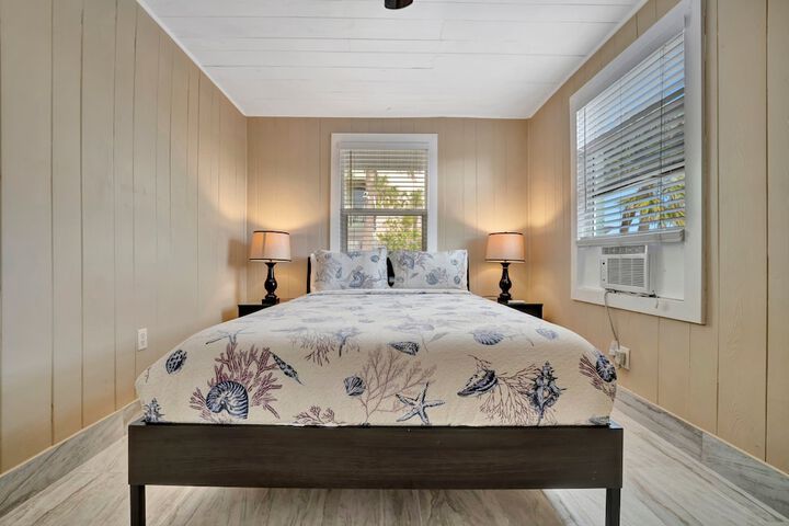 Room 2 of 96