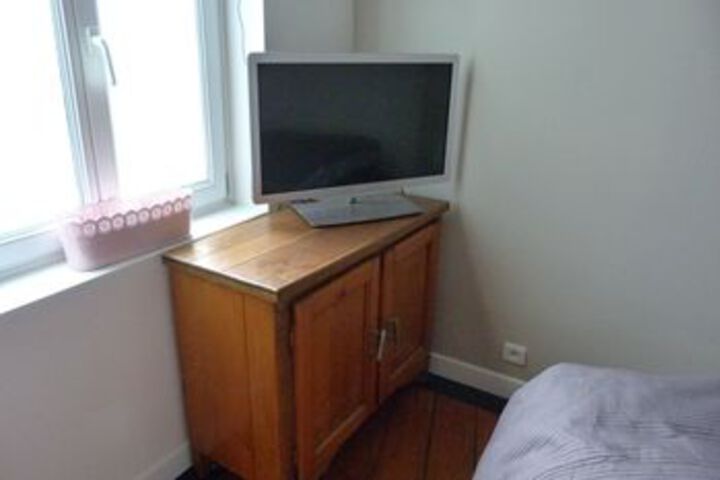 Room 35 of 66