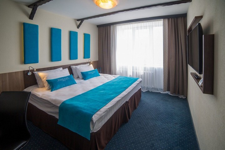Room 16 of 65