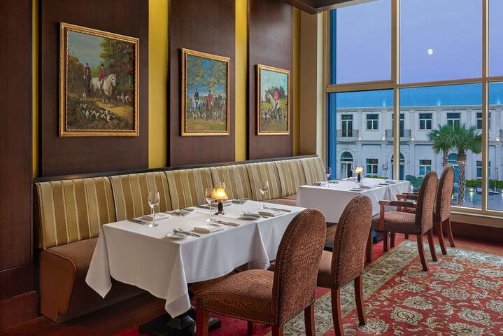 Dining 125 of 208