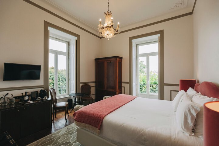 Room 34 of 274