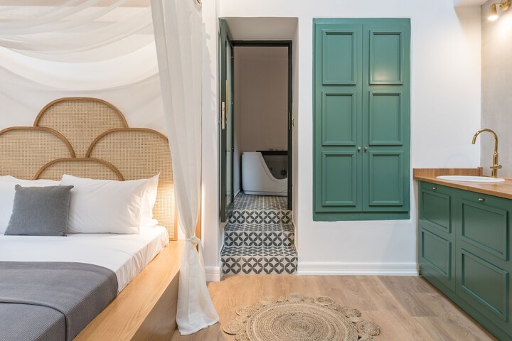 Room 10 of 58