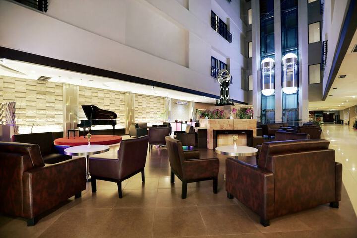 Lobby Photos
