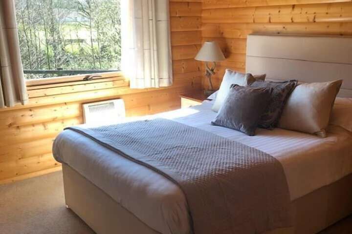 Room 6 of 21
