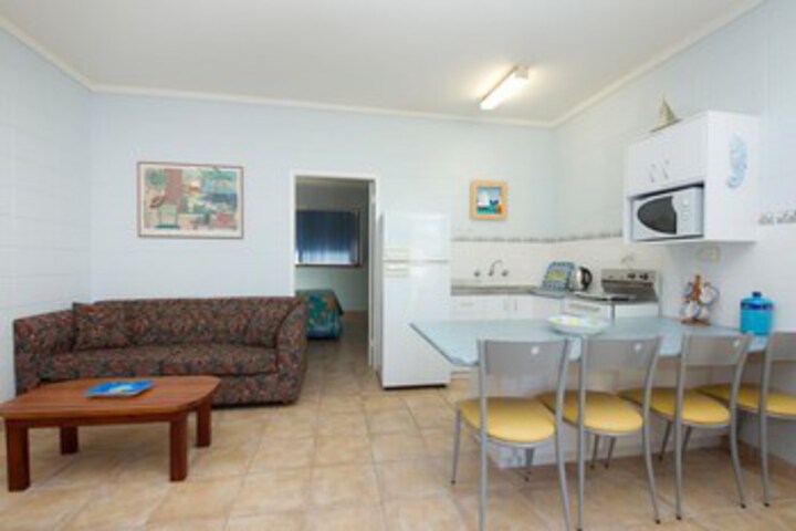 Room 13 of 24