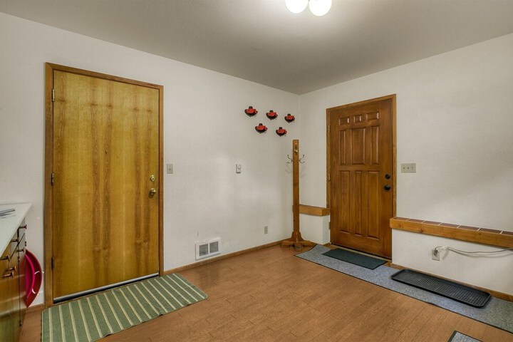 Hotel 30 of 95
