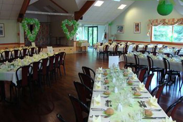 Ballroom/Hall 6 of 18