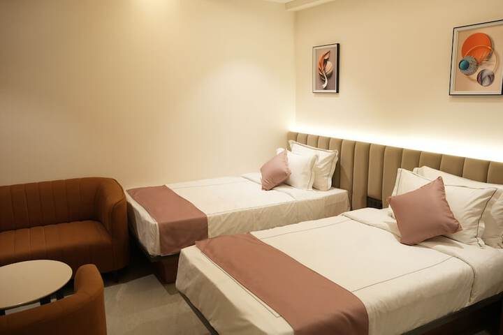 Room 42 of 83