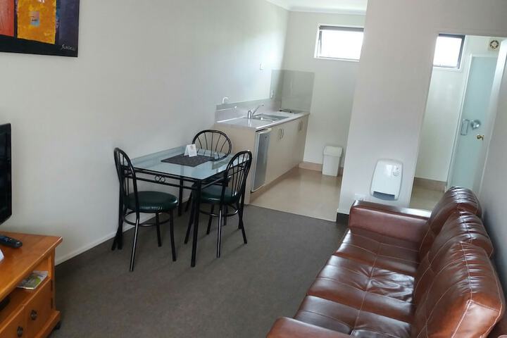 Room 14 of 84