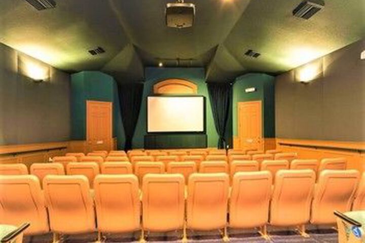 Entertainment 41 of 42