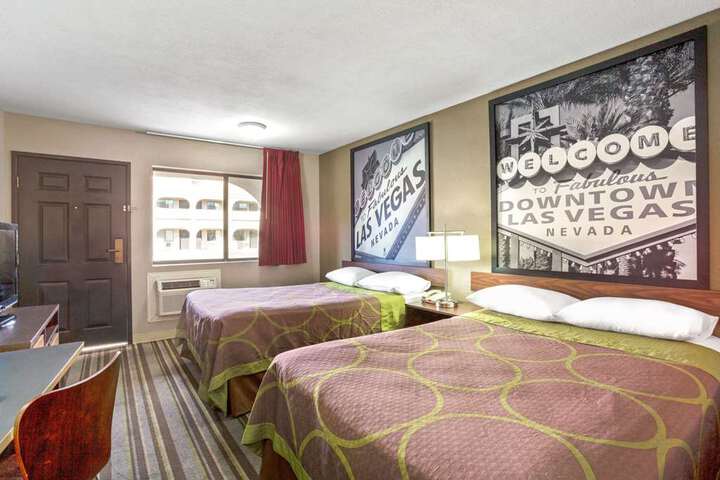2 Double Bed Room