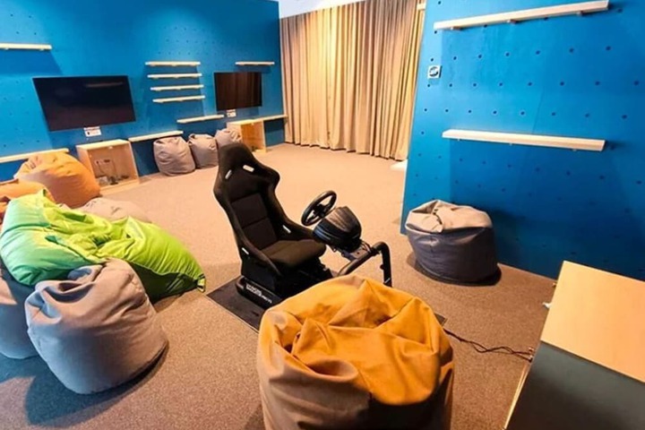 Room 56 of 78