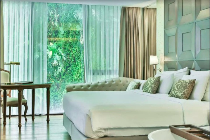 Room 21 of 125