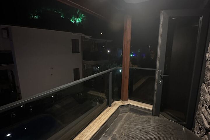 Terrace/Patio 35 of 76