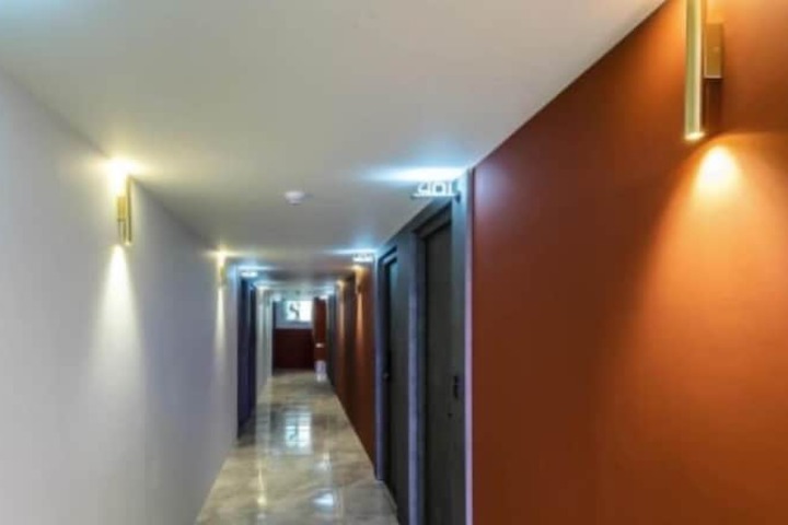 Ballroom/Hall 18 of 23