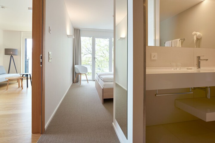 Room 5 of 35