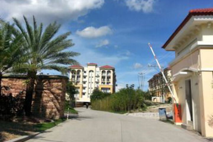Hotel 33 of 103