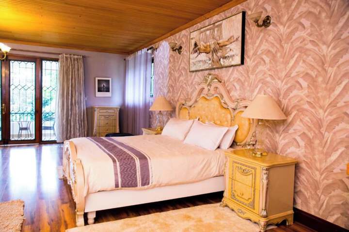 Room 3 of 24