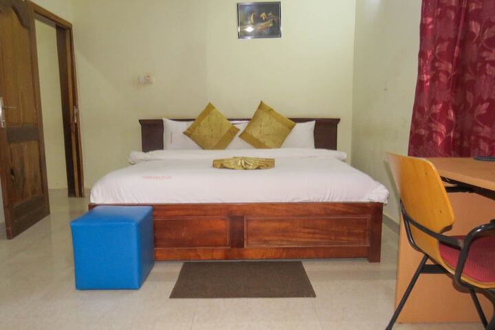 Room 17 of 119