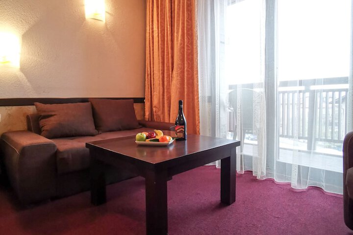 Room 34 of 109