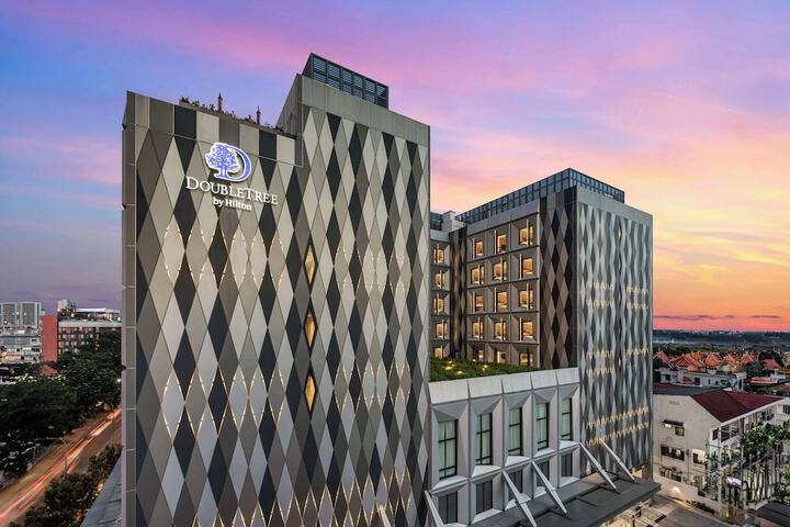 DoubleTree by Hilton Vientiane
