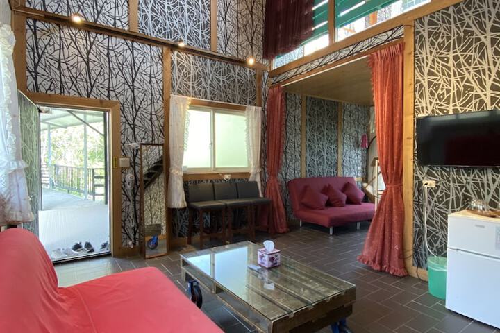 Room 9 of 51