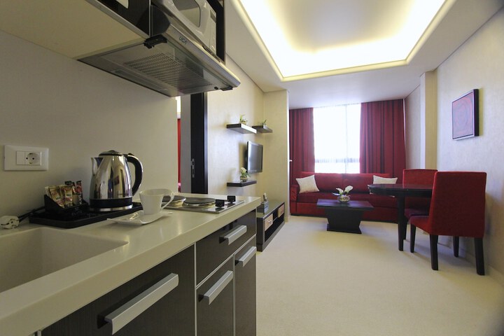 Room 27 of 67