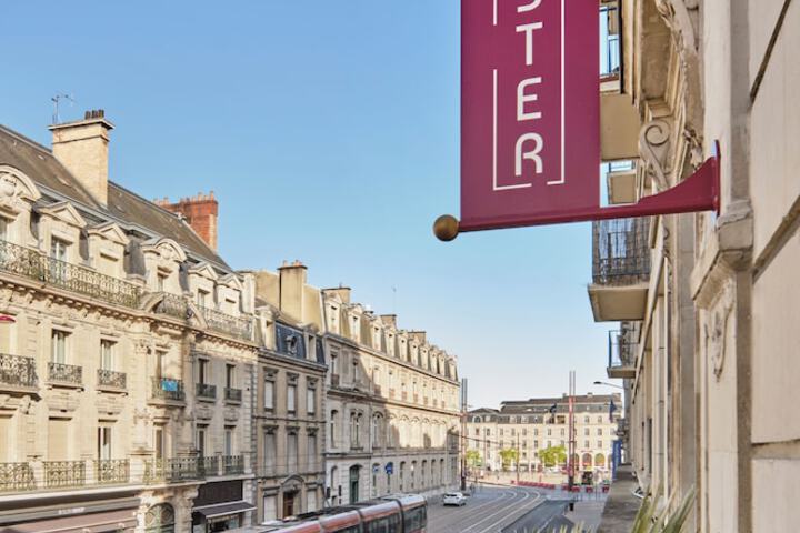 Exterior of The Originals City Hôtel Artyster, Le Mans Centre