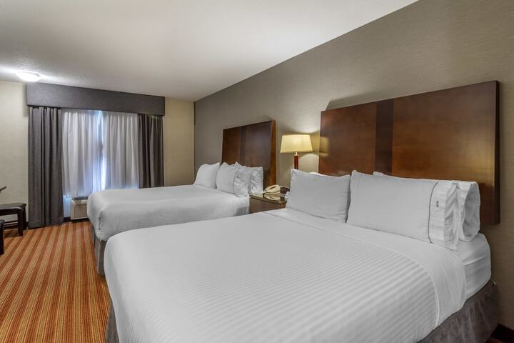 Room 8 of 31