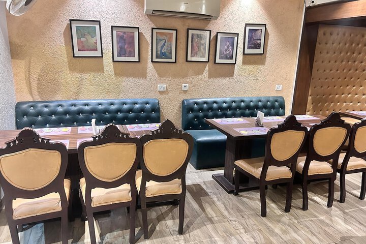 Dining 56 of 62