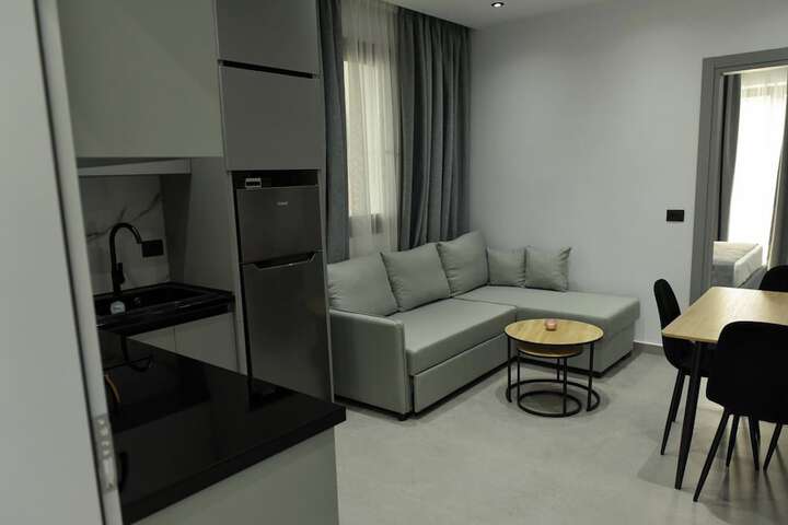 Room 96 of 164