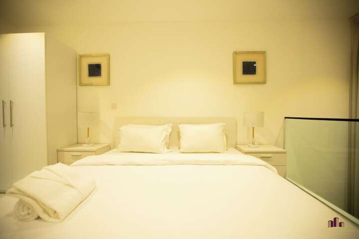 Room 48 of 158