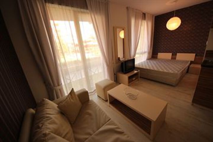 Room 47 of 153