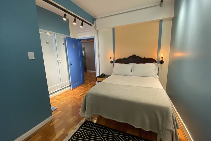 Room 4 of 36