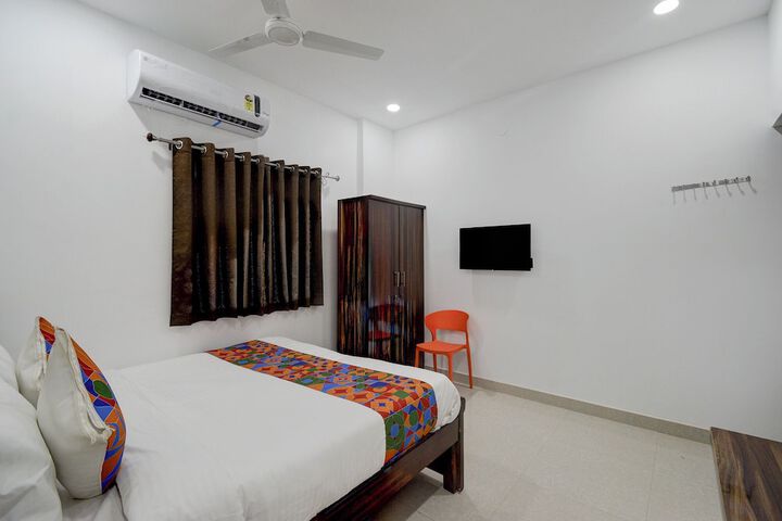 Room 12 of 39