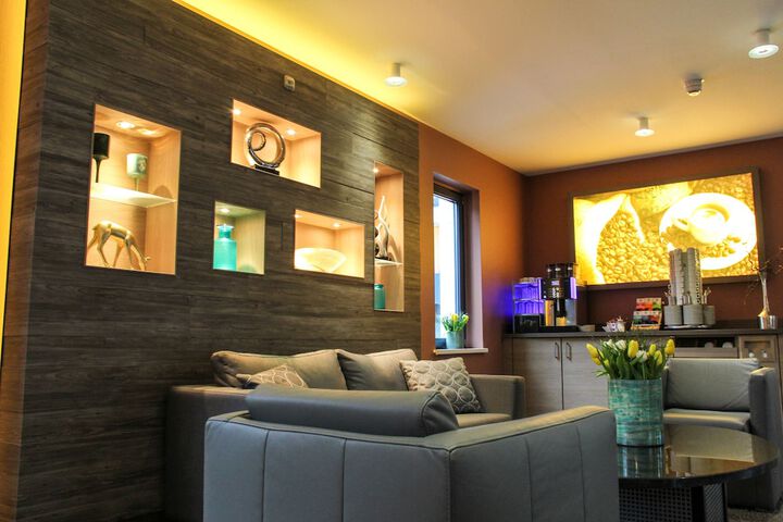 Hotel Lobby