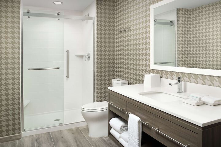 Bathroom shower