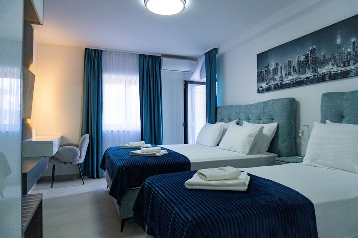 Room 8 of 55