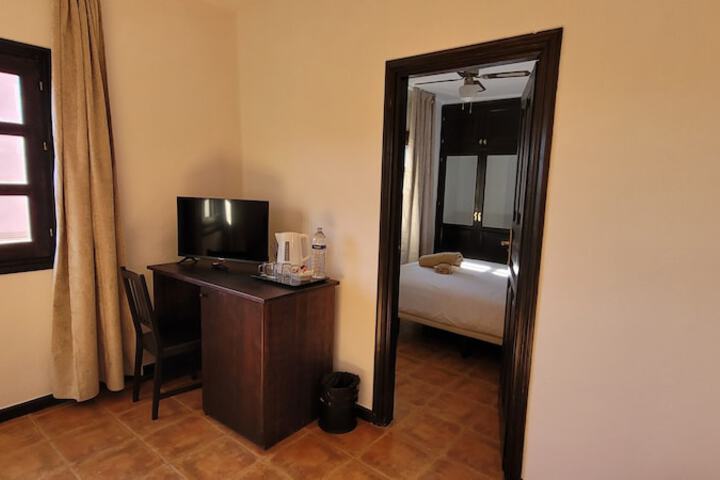 Room 25 of 97