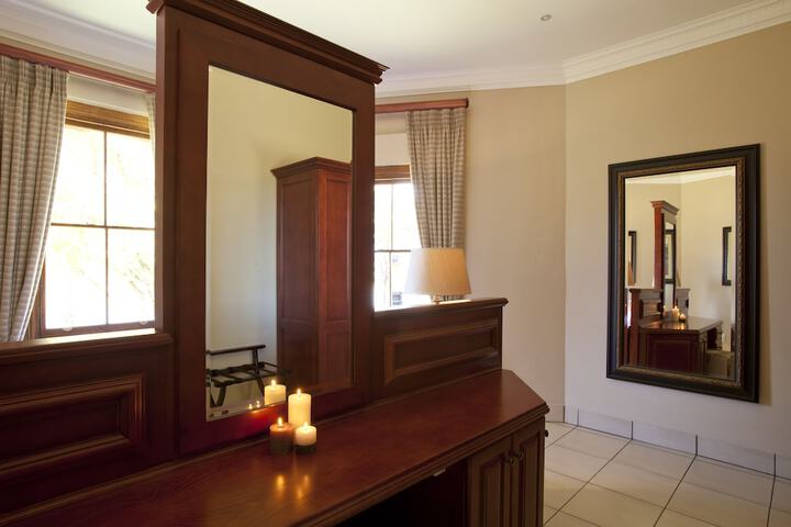Room 47 of 299