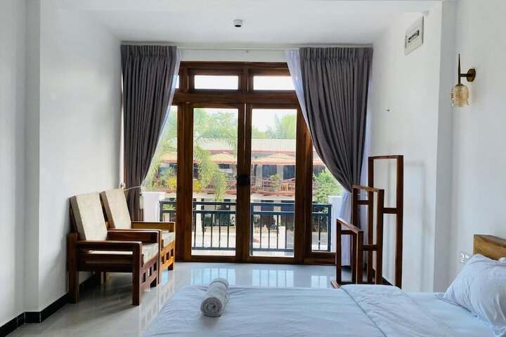 Room 7 of 26