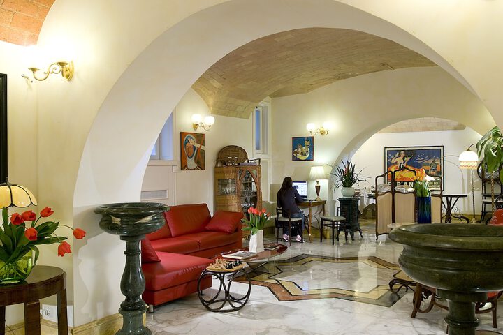 Hotel Lobby