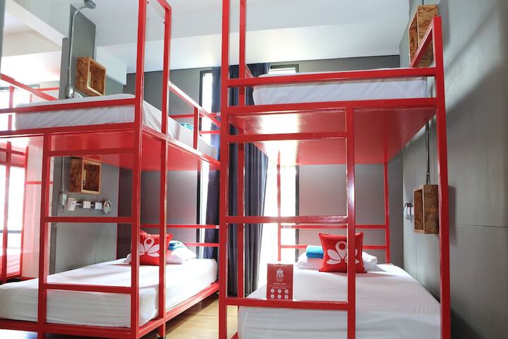 Room 36 of 37