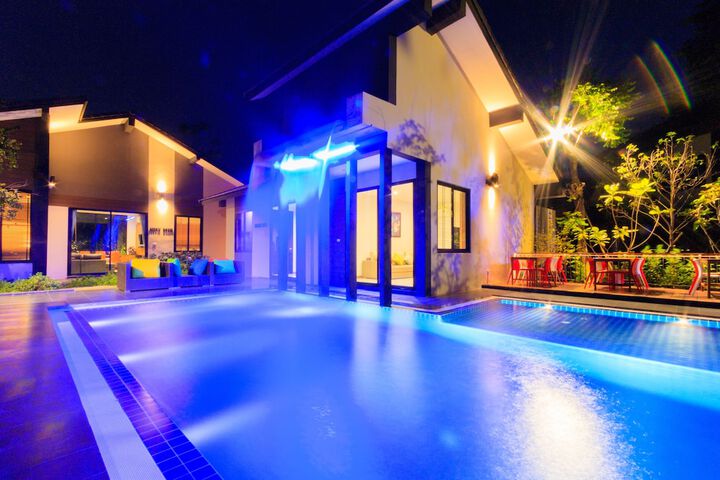 Pool 159 of 194