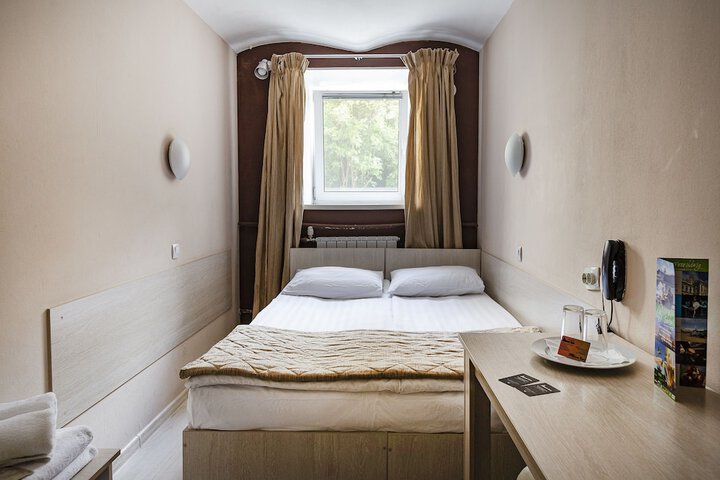 Room 35 of 68